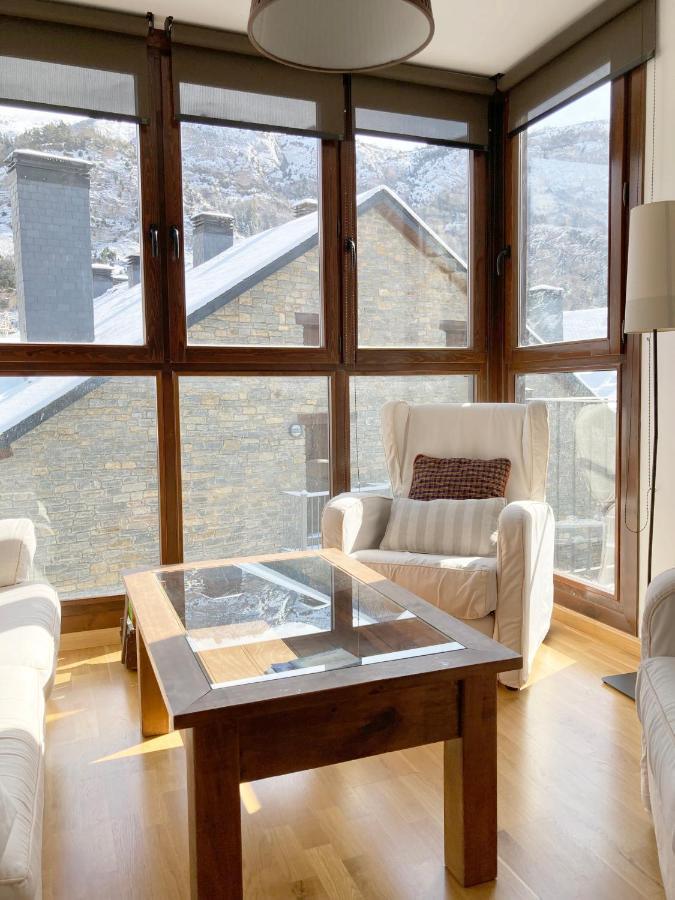 Apartamento Tarmanones Escarrilla Eksteriør bilde