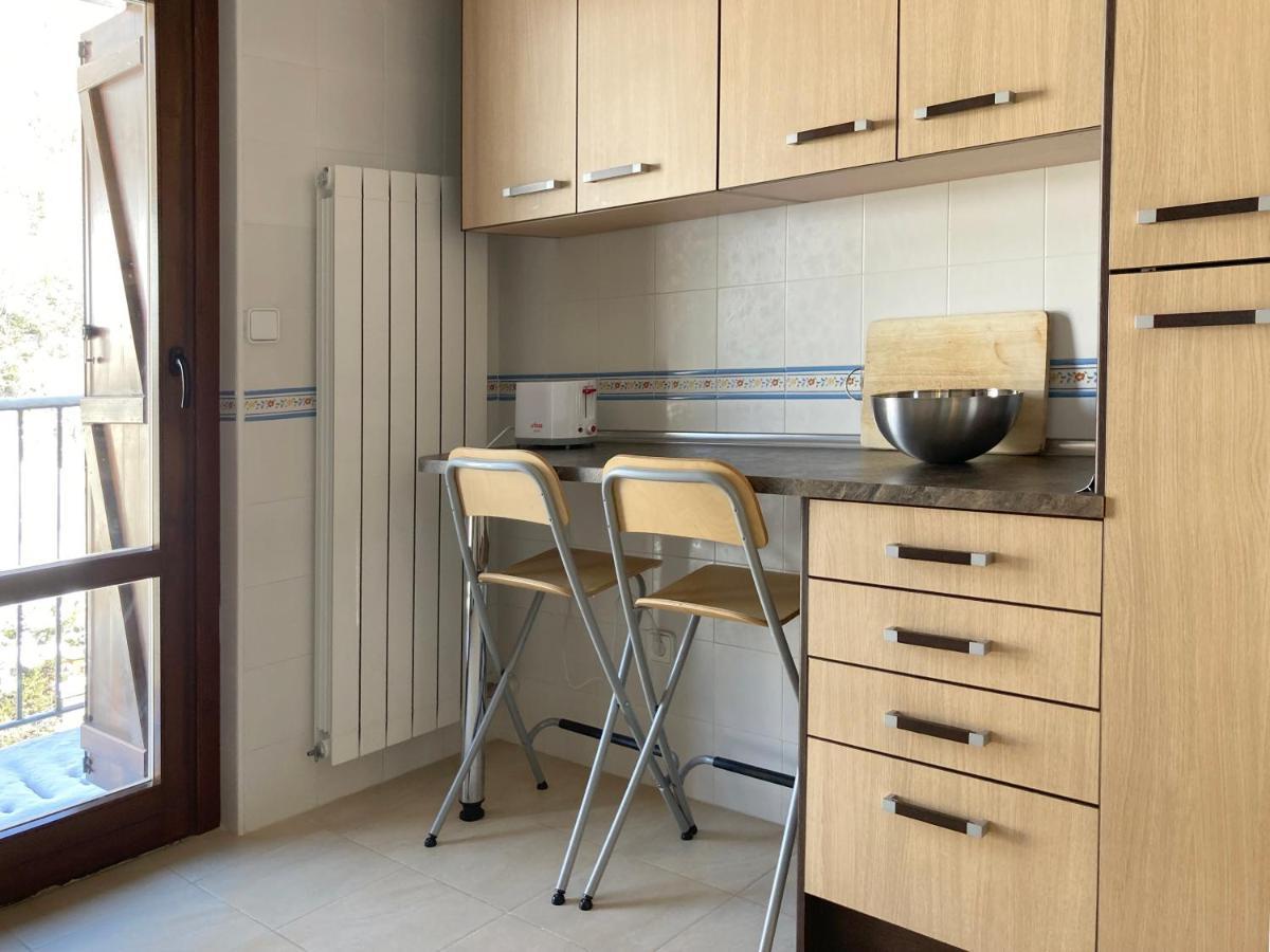 Apartamento Tarmanones Escarrilla Eksteriør bilde
