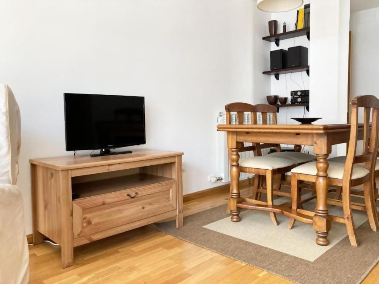 Apartamento Tarmanones Escarrilla Eksteriør bilde